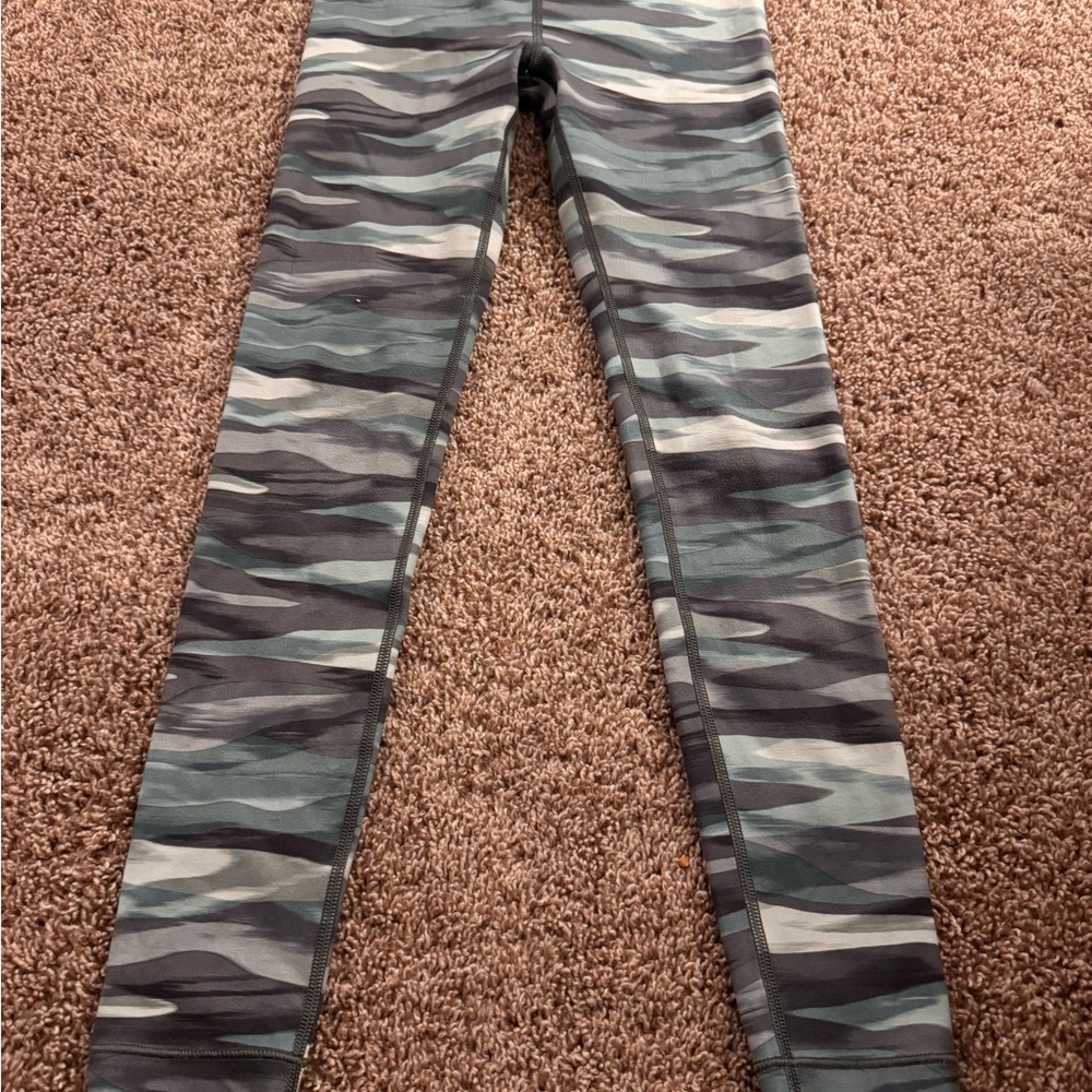 Girls Athleta Chitchat Patterned Leggings-S/7